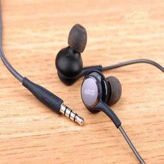 AKG Universal In-Ear Handfree Earphones for Android Devices with 3.5mm Jack, Tuned by Samsung, 10mm Driver, Black Color