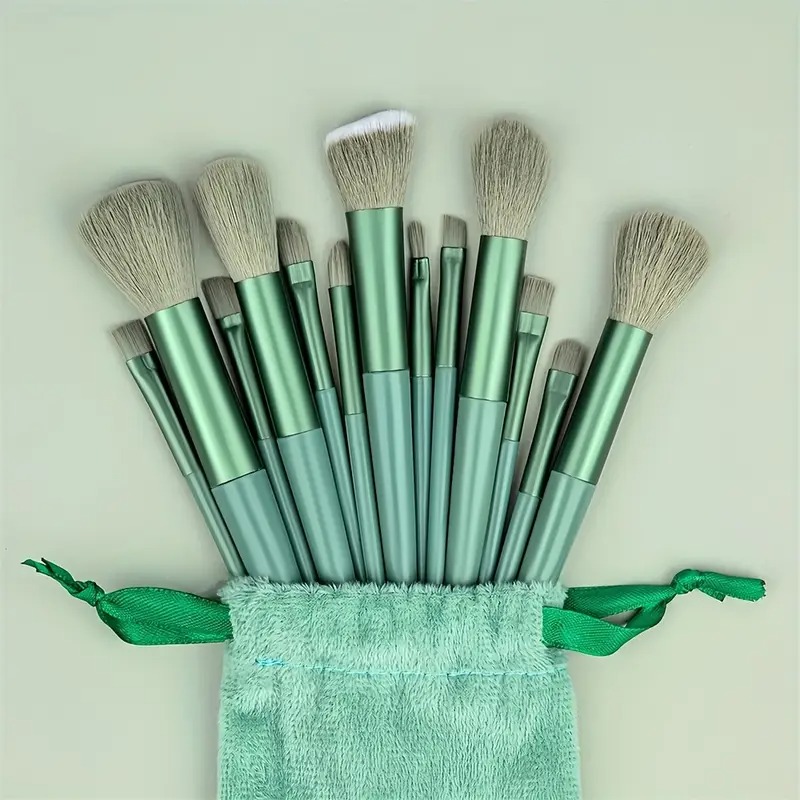 13 Pcs Makeup Brush Set Soft hair Loose Powder Eyeshadow Concealer Contour Eyeliner brush Foundation Beauty Cosmetic tools