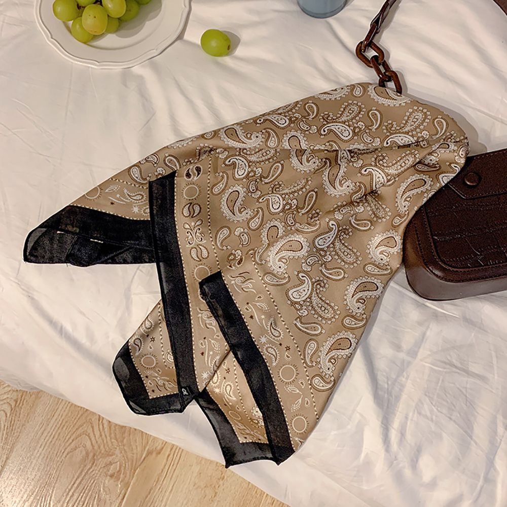 Retro Stripe Print Female Wave Point Square Scarf Head Scarf Women Silk