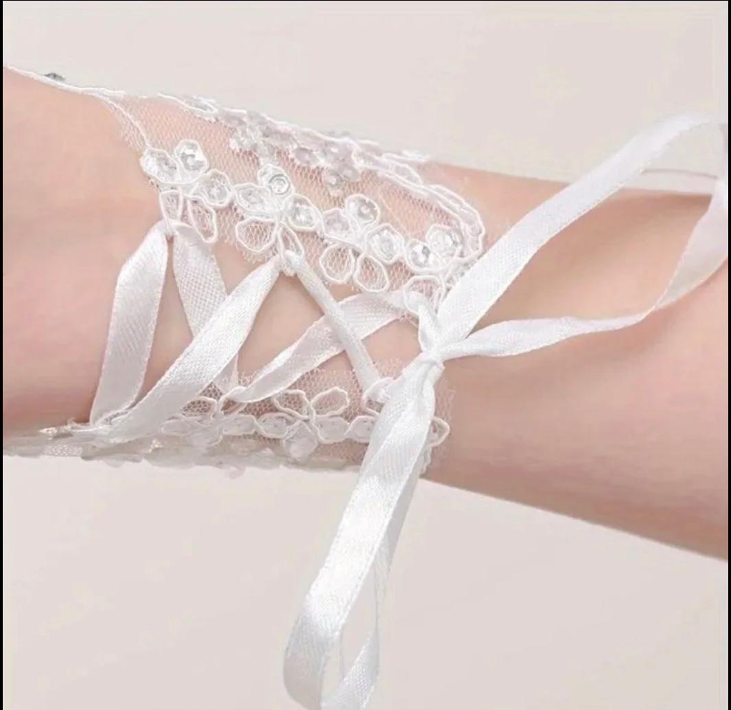 1 Pair Lace Fingerless Bridal Wedding Gloves For Girls Adjustable Faux Pearl Decor Short Gloves - Stretchy Polyester Material - Perfect For Bridal Wedding /Party