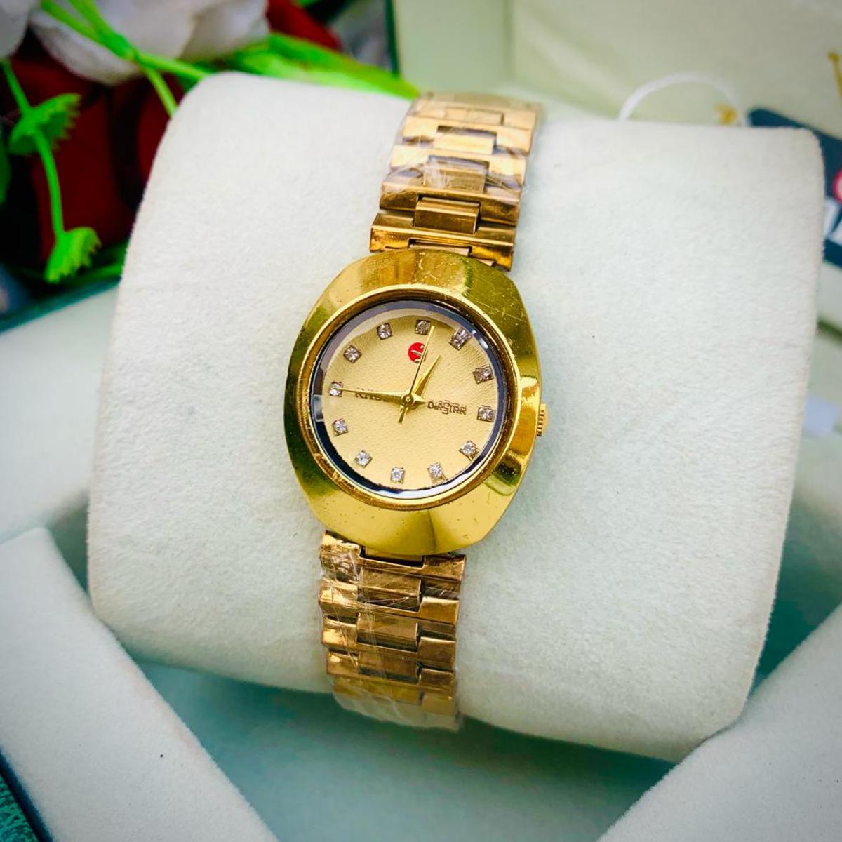 New Branded Luxury Watch For Girls Analogue Watch For Female Decent Watch For Girls Golden Stainless Steel Watch