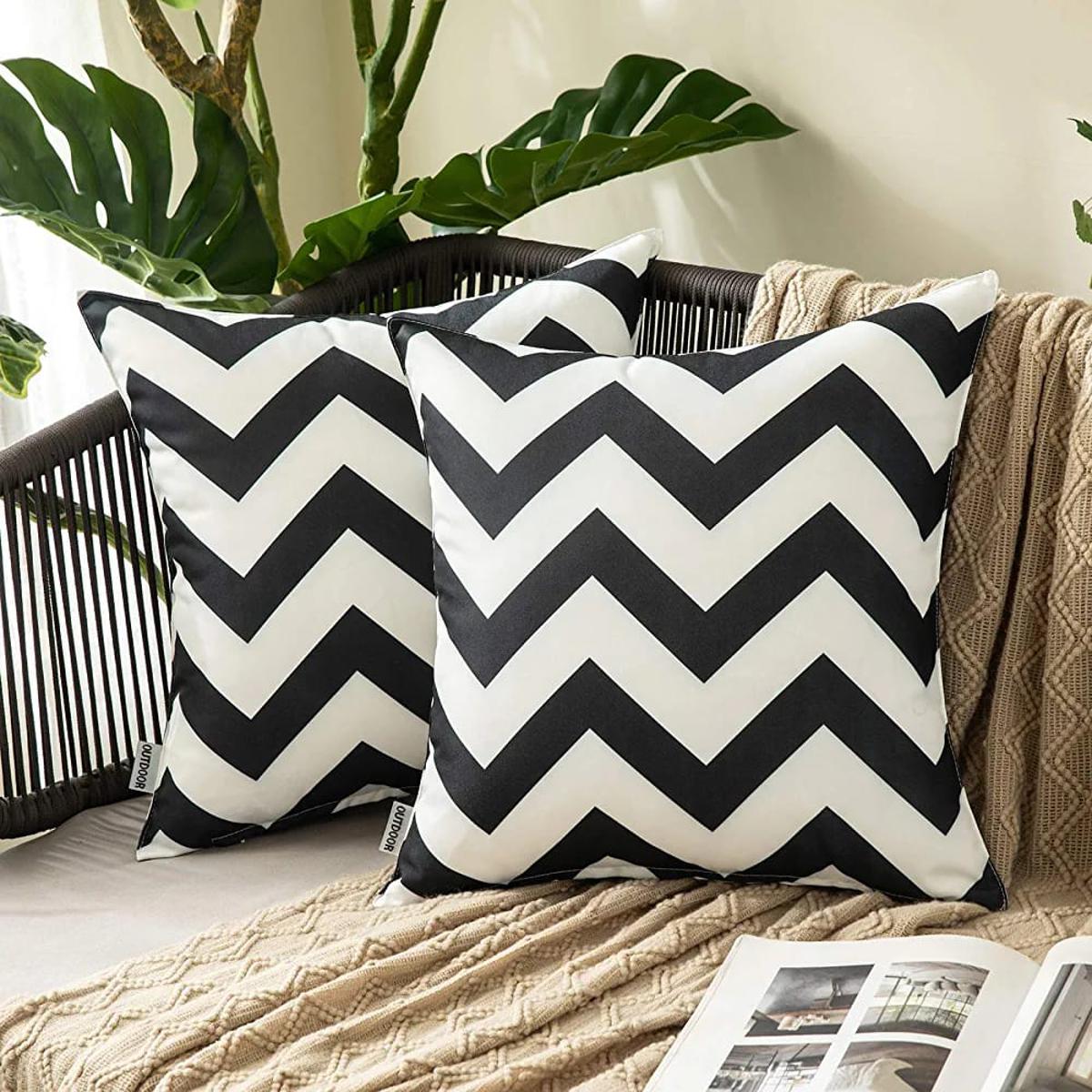 Modern Black White Geometric Throw Cushion Cover 16x16 inch Linen Fabric