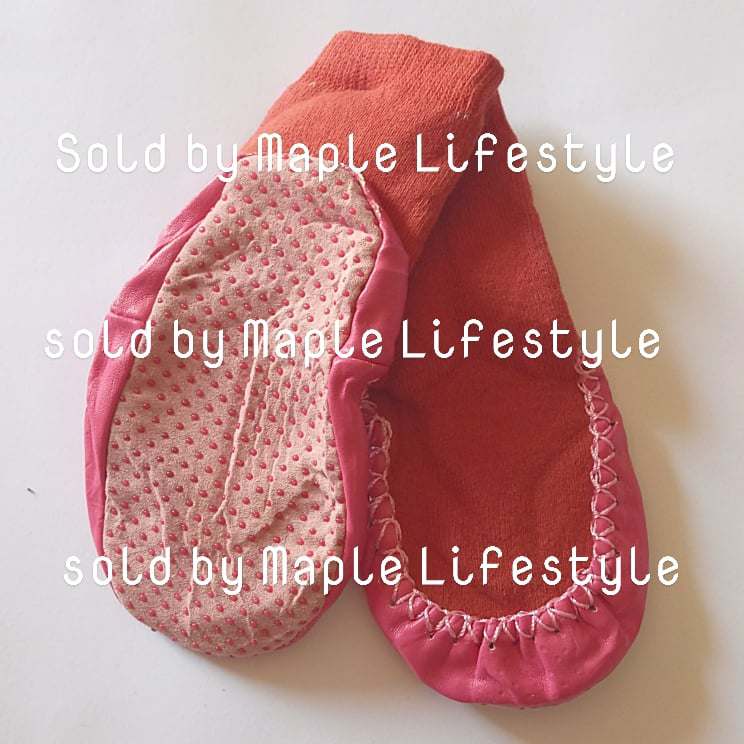 Babies Toddler Infant first Walker Soft Warm leather bottom Carpet/Floor Booties Socks (1 pair) by Maple Lifestyle