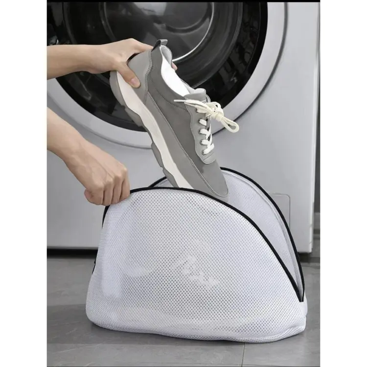 1pc Wash Bag Mesh Laundry Bag Portable Shoe Washing Bag & Drying