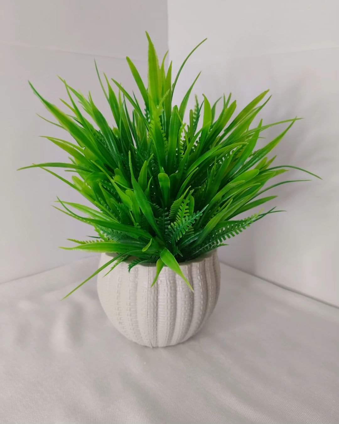 Green Artificial Grass Plant leave with White Pot Decorative Flowers Plants best for Home and office Décor