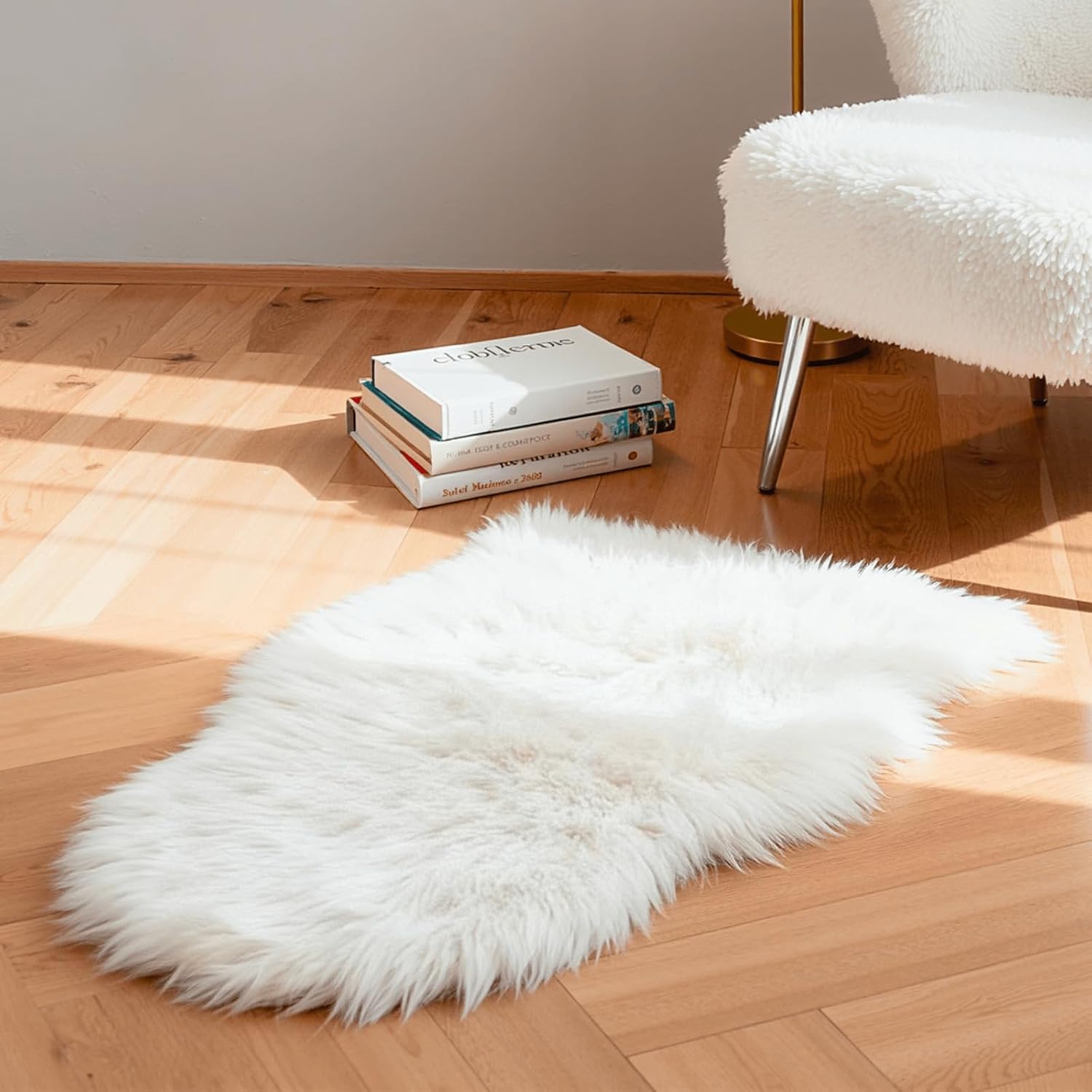 Soft Fluffy Faux Fur Rugs for Bedroom Bedside Rug, Washable, Furry Sheepskin Area Rug for Living Room Girls Room, Luxury Shag Carpet Home Decor, Pink 16X24 Inch