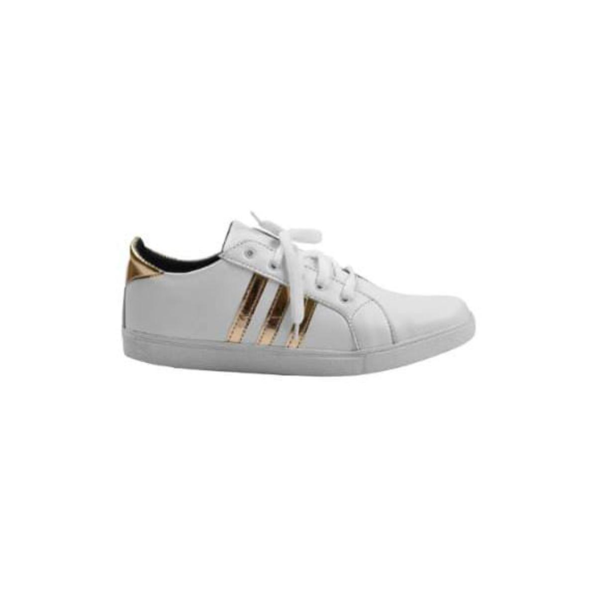 Fabulous sneaker designs for casual girls