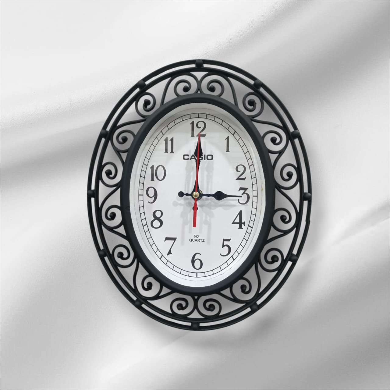 Elegant Plastic Wall Clock - New Vintage Style Oval/Rectangular Design -
