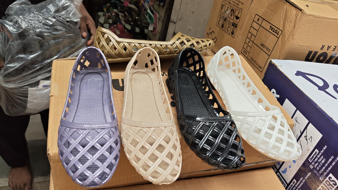 CASUAL CHAPPLE FOR WOMEN FLIPFLOP NEW ARRIVIAL HIGH QUALITY