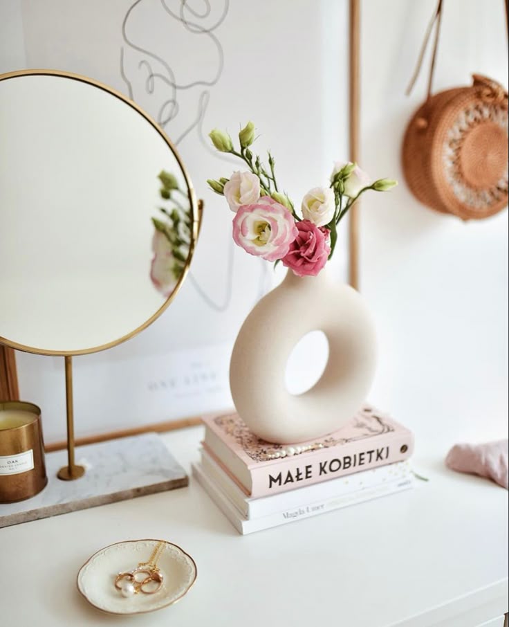 Dount Vase for home decor | Elegant design  |Flower vase |