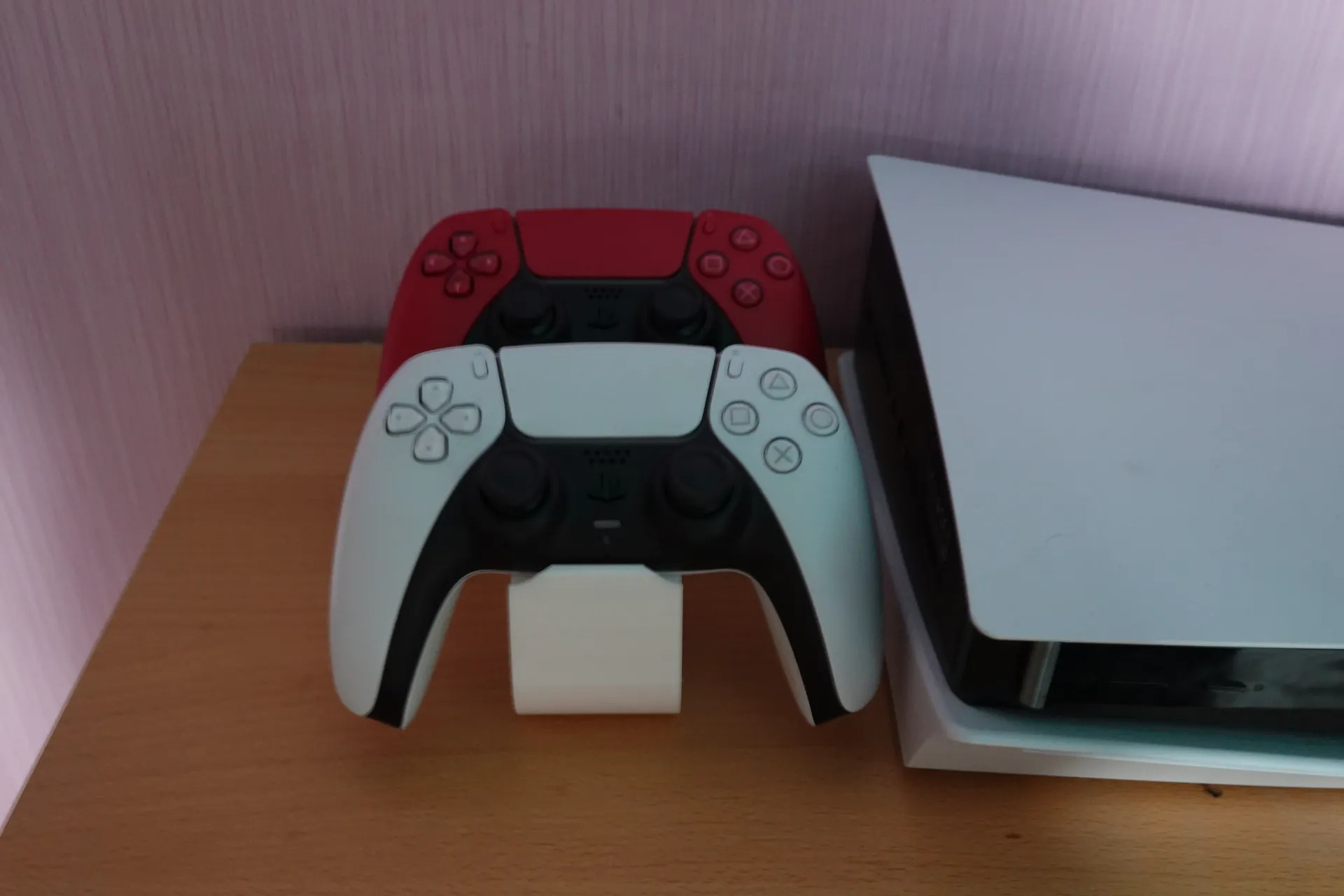 Dual durable Controller Stand for PS4 and PS5 Dual Gamepad Holder Gaming Desk Organizer and Console Accessory Display