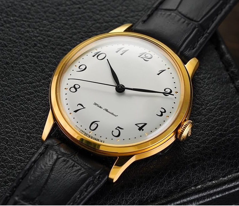 Most Trending watchBrown leather Luxury Watch For Unisex Rs. 19