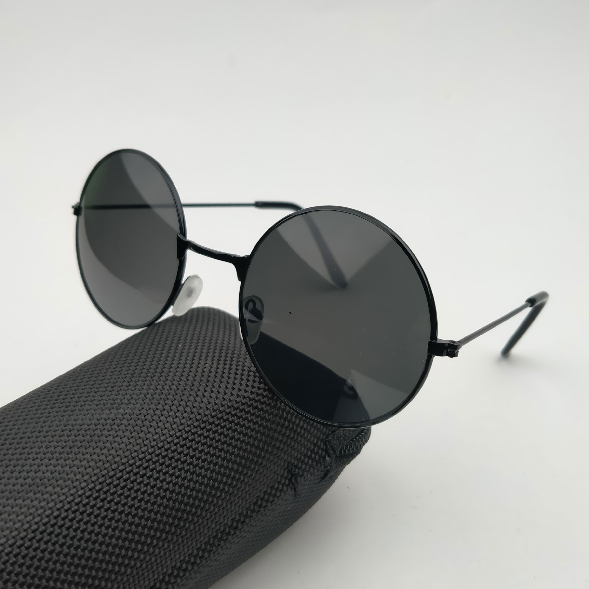Round Sunglasses Black Frame Black Lens For Man & Woman
