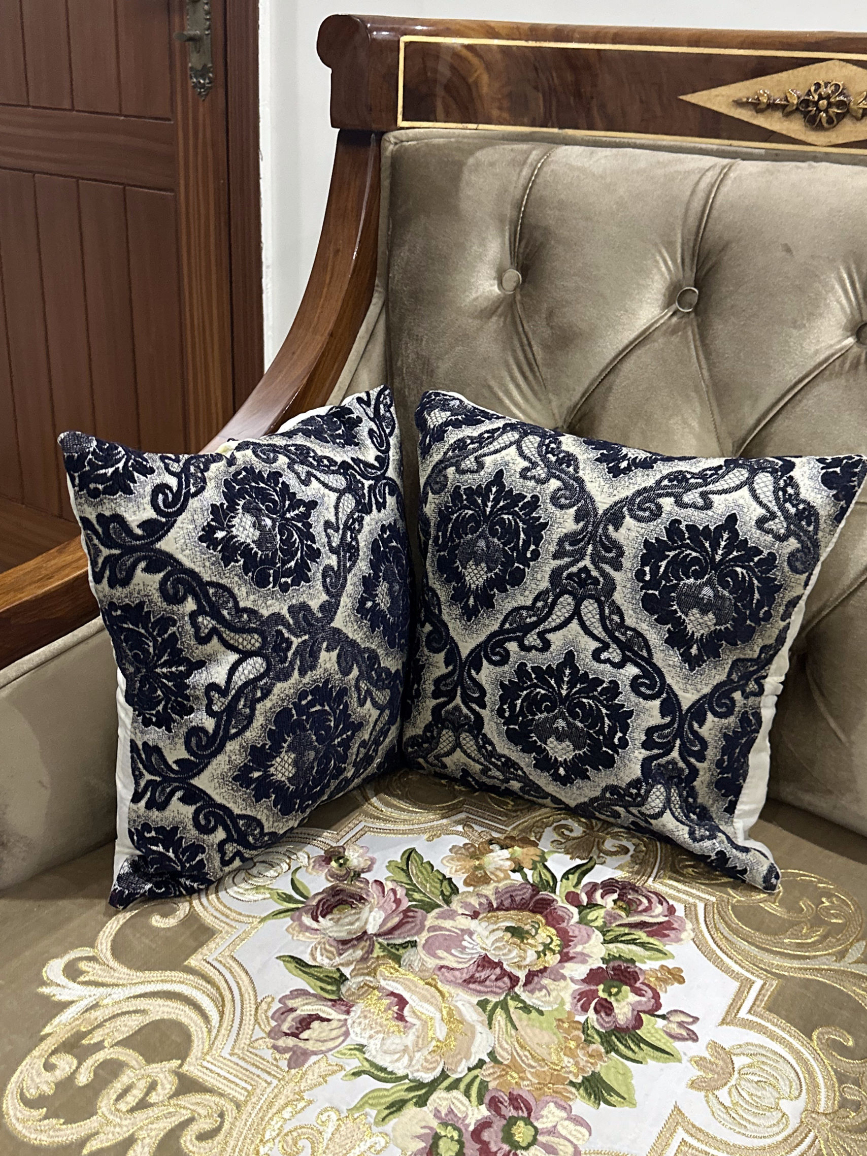 Velvet Jacquard and Cotton Cushion Cover 2 Pieces Vibrant Design and