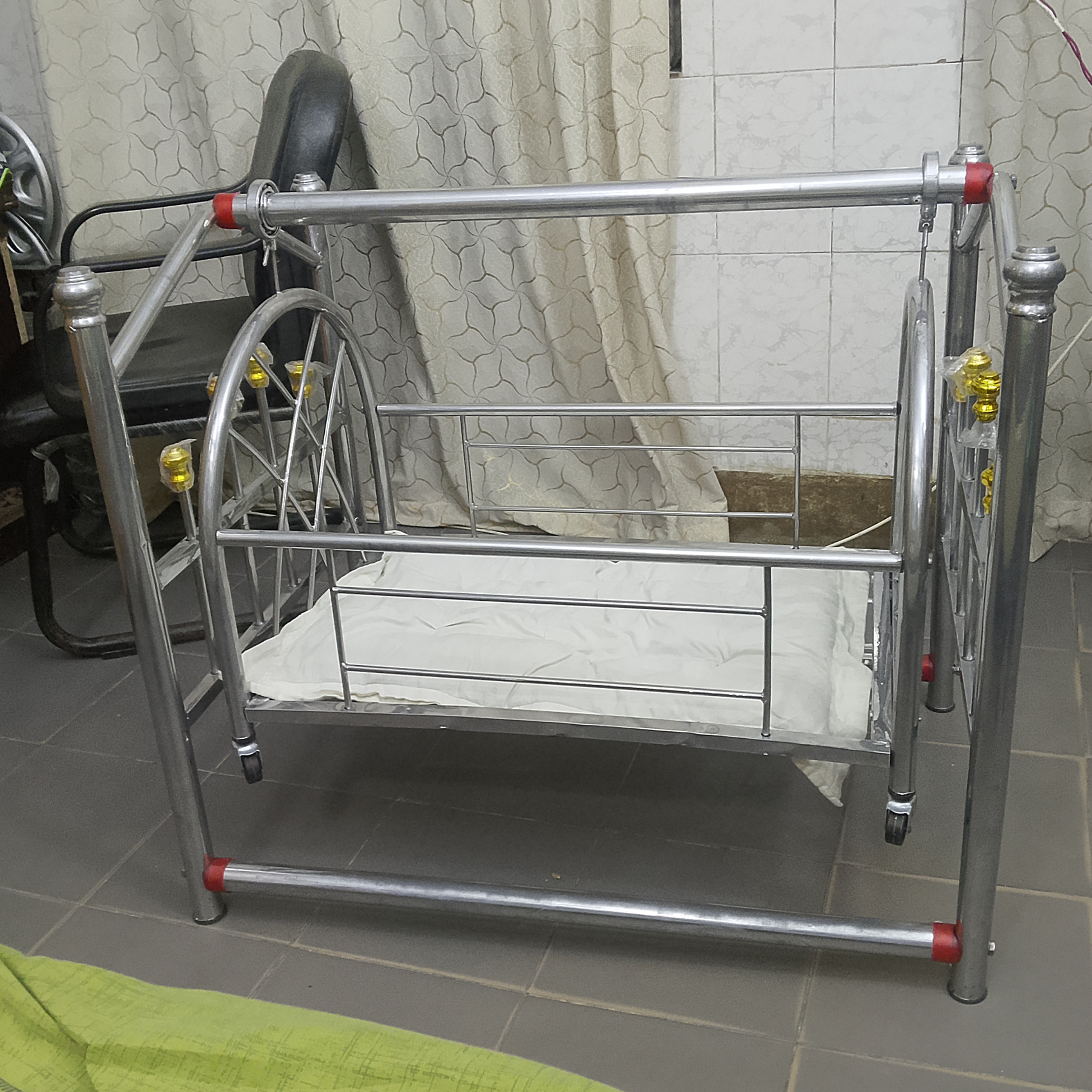 Premium Stainless Iron Baby Swing Cradle | Newborn Baby Jhoola with Wheels | Portable Baby Cot | Baby Bassinet Bed | Heavy Duty Infant Swing | Silver Baby Cradle Pakistan
