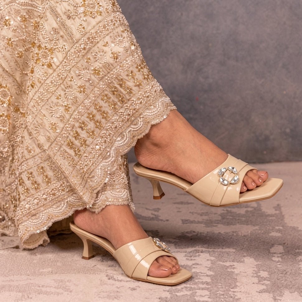 Walkeaze Women Formal Heel - 75455S