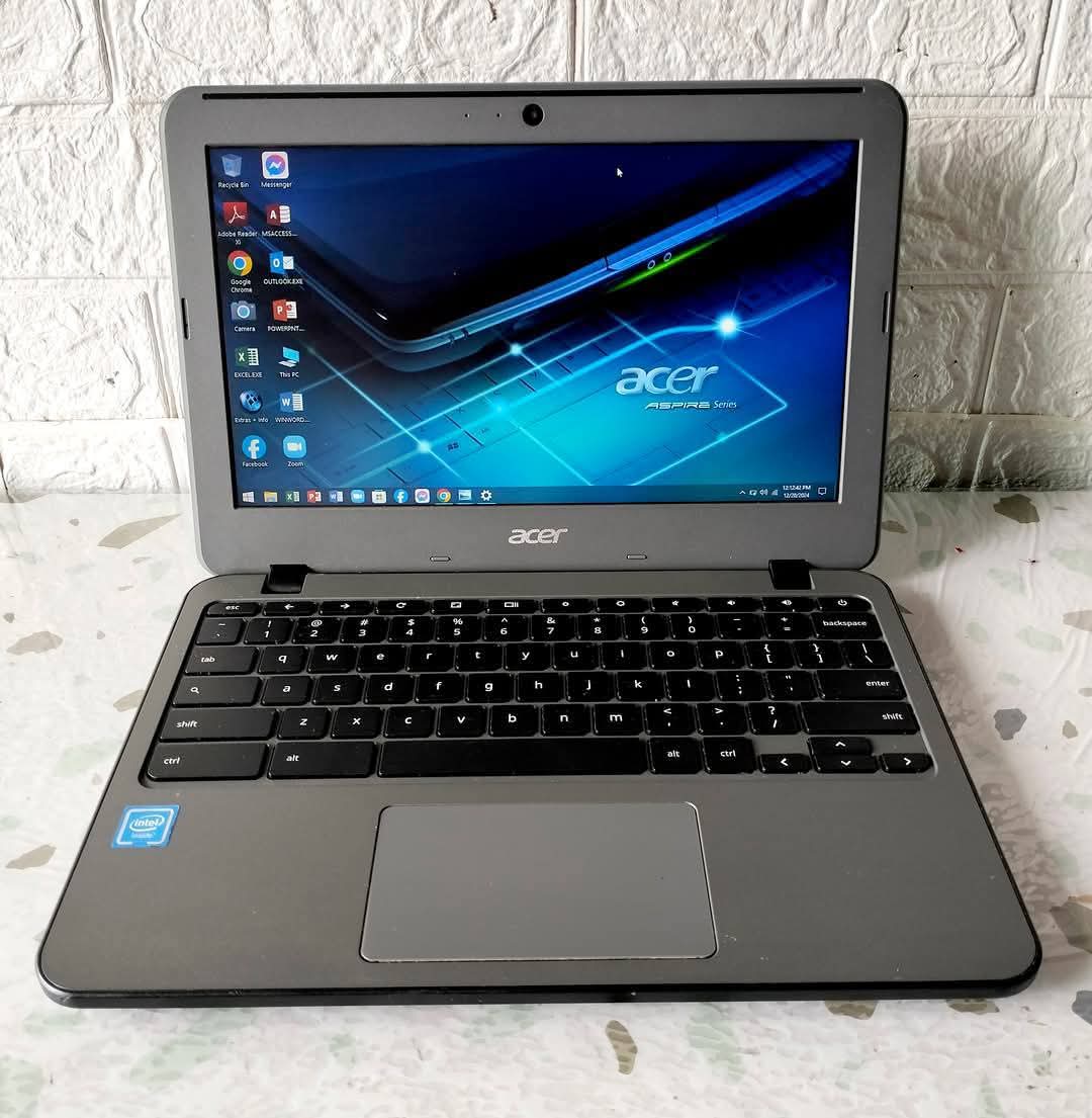 Acer Chromebook C731T Windows 10 - Intel Celeron Processor - 4GB Ram - 32GB Storage - 11.6" TouchScreen - Windows Converted