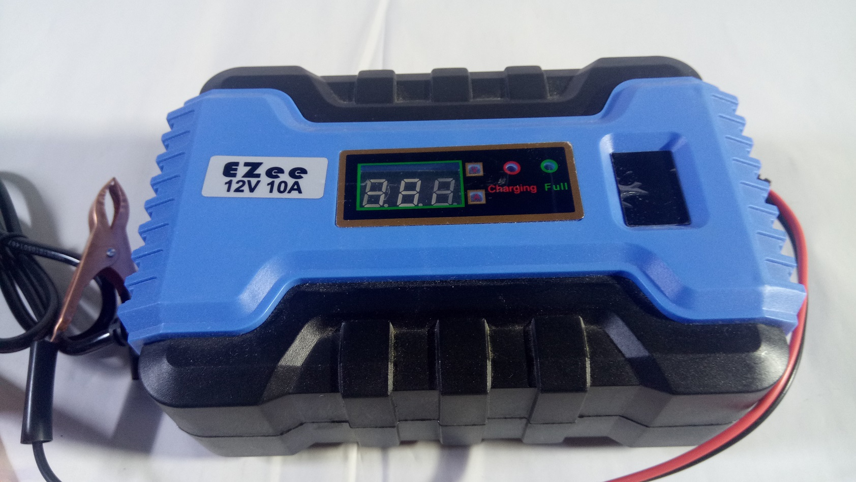 All Digital Universal Car Battery Charger 10A 12V Automatic 3 Phase Control Switched Mode Auto Off Function UPS Battery Charger 12 Volt 10 Amp Full Automatic Digital Intelligent Portable Car Battery Charger Smart Fast Power Charging For Wet Dry Lead Acid