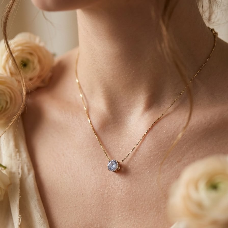 Elegent Zircon Crystal Pendant Necklace for Women & Girls – Elegant Gold Plated Chain with Single Round Cut Diamond-Style Stone (Minimalist Daily Wear)
