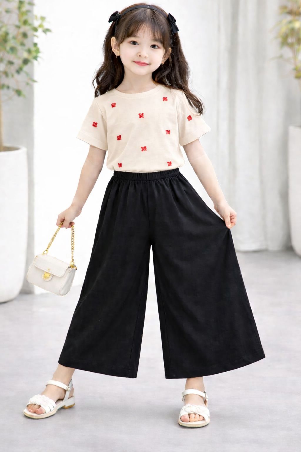 Printed Girls T-Shirt & Black Flapper Set  For Kids – Best for Eid Gift