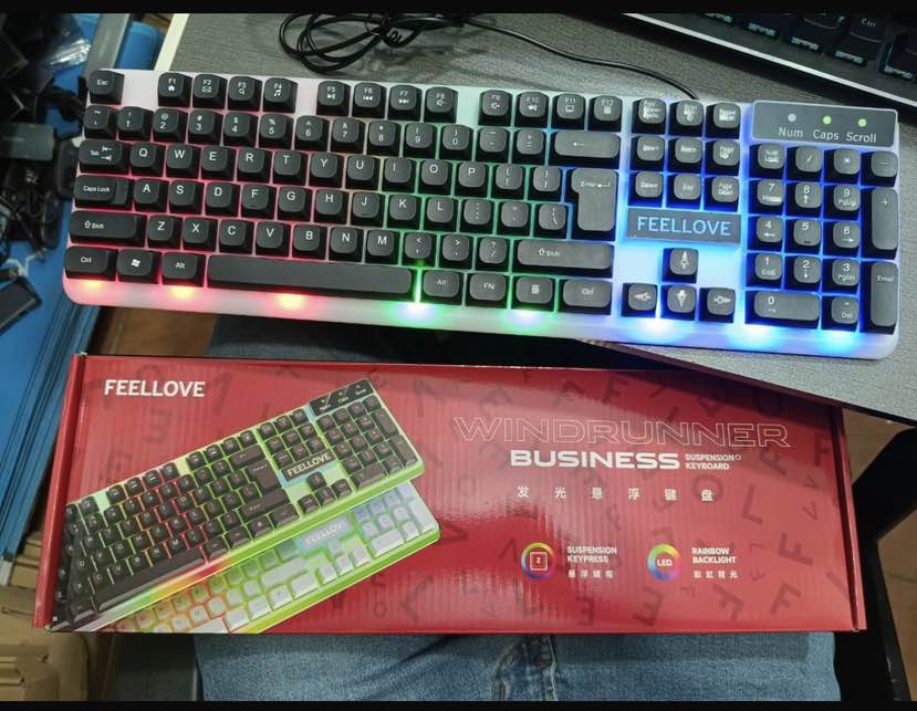 Feellove RGB Backlight gaming keyboard USB wired keyboard for pc & laptop 104 keys multi RGB light rainbow RGB keyboard full size layout