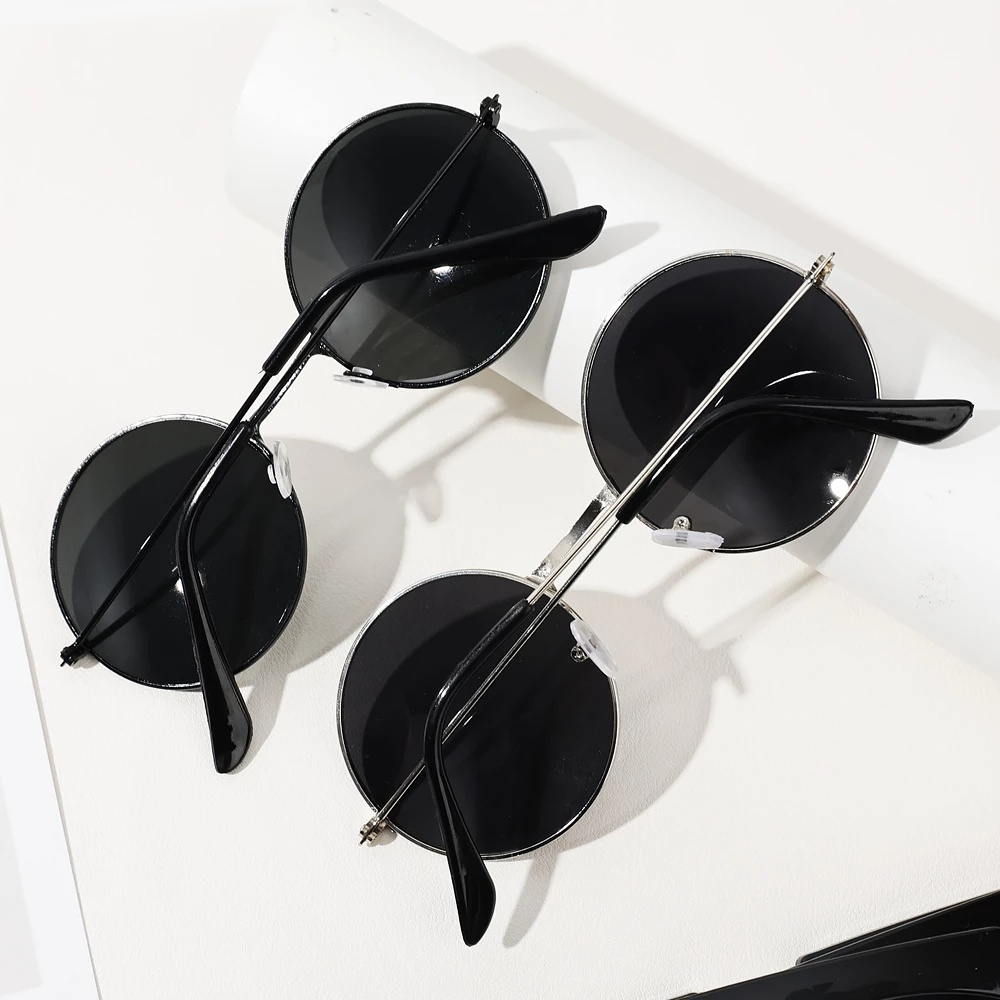 Round Sun Glasses Anime Jujutsu Kaisen Glasses Gojo Satoru black and silver frame Sunglasses
