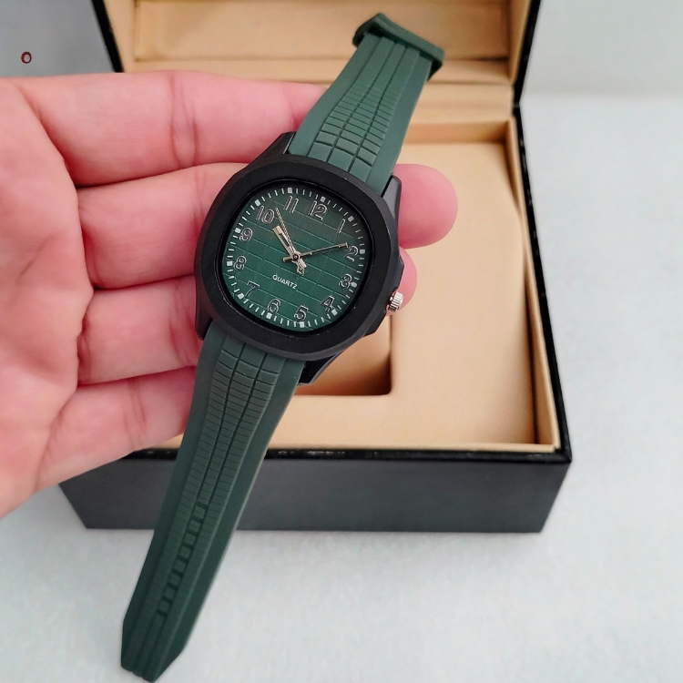 Square Dial Watch With Rubber Strap For Men And Boys High Quality Modern Design Wrist Watch Stylish Gift