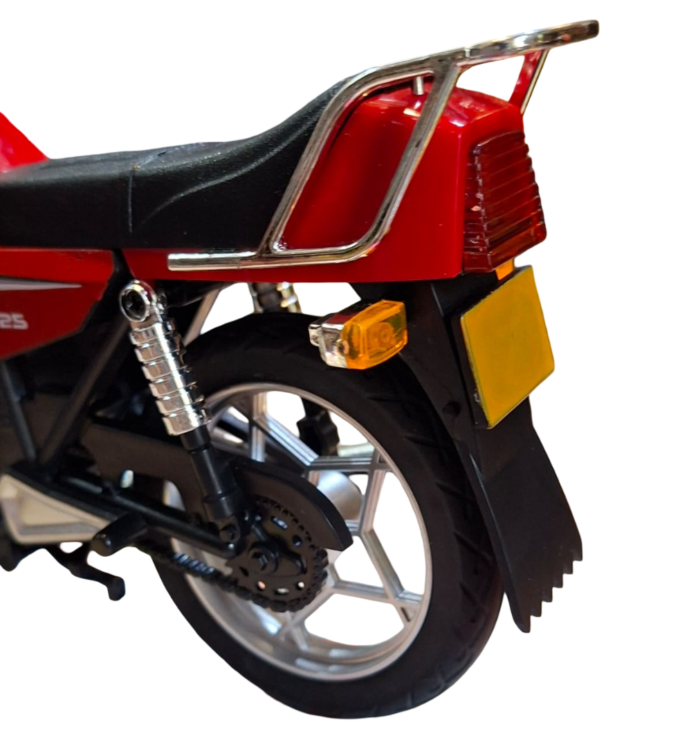 Suzuki GS 125 Alloy Retro Motorcycle Model Diecast Toy With Light and Sound 1:18 Scale For Boys & Collectors