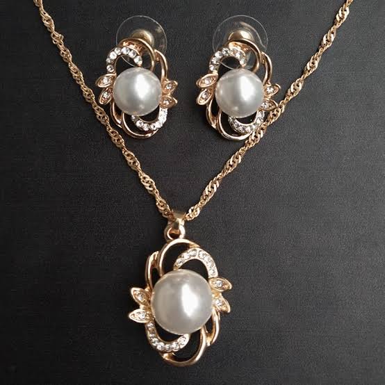Imported Quality Simulated Pearl Jewelry Set Gold Color Necklace/pendant Earring Set Article  # 2 Al  Asar Trends