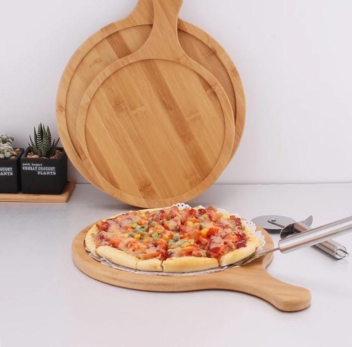 I P Wooden Pizza Plate Pizza Serving Tray 22 x 22 Cm