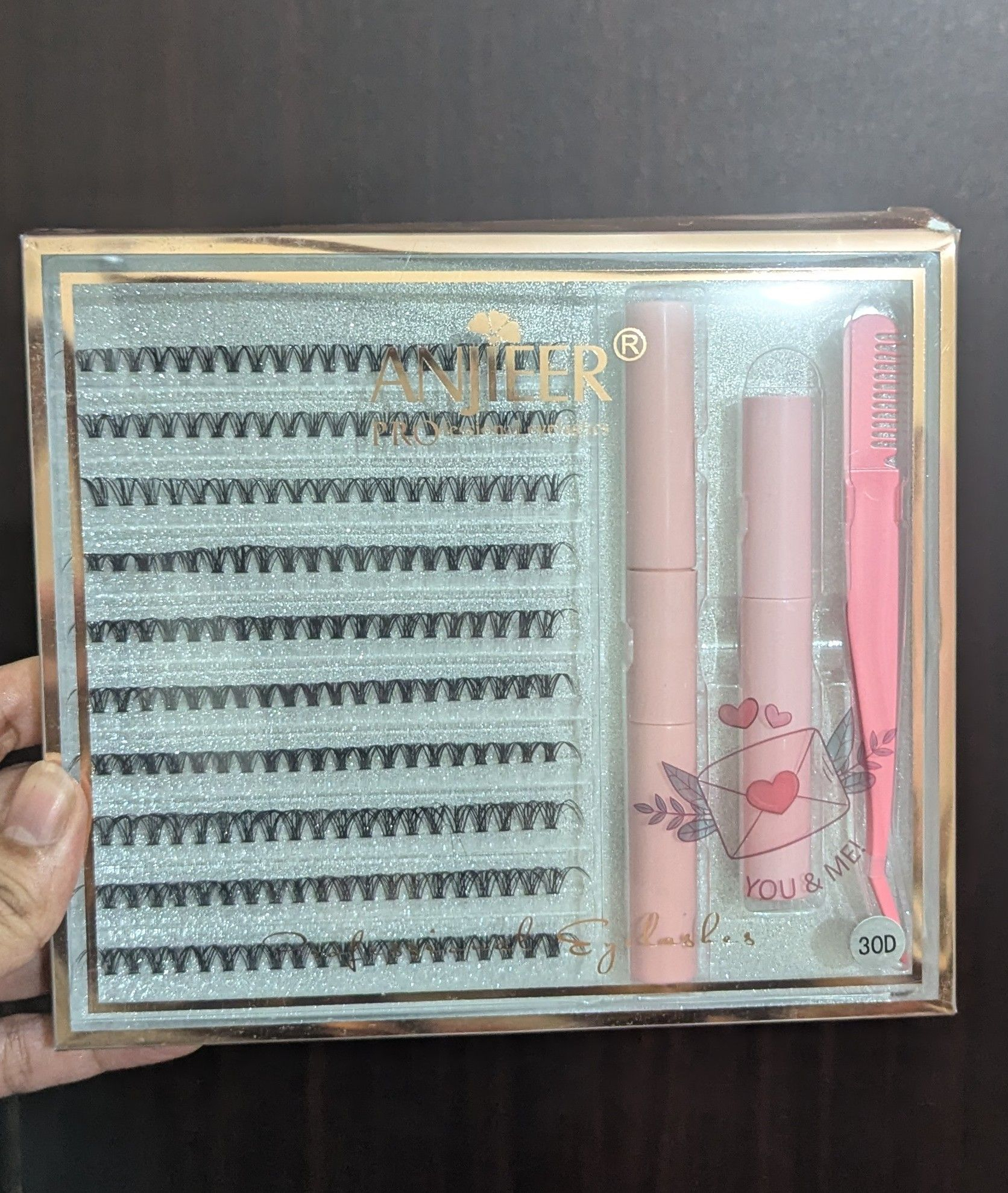 DIY Eyelash Extension Kit with 200 Clusters - Image 1