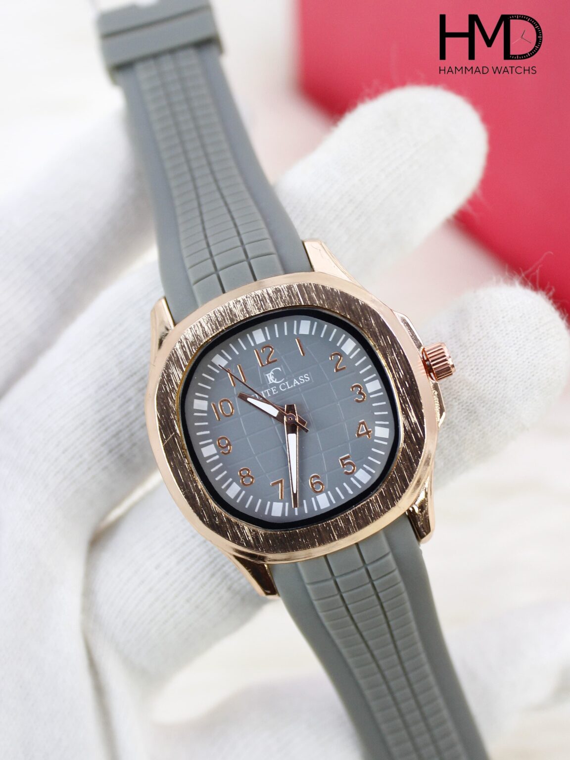 Square Dial Watch With Rubber Strap For Men And Boys High Quality Modern Design Wrist Watch Stylish Gift