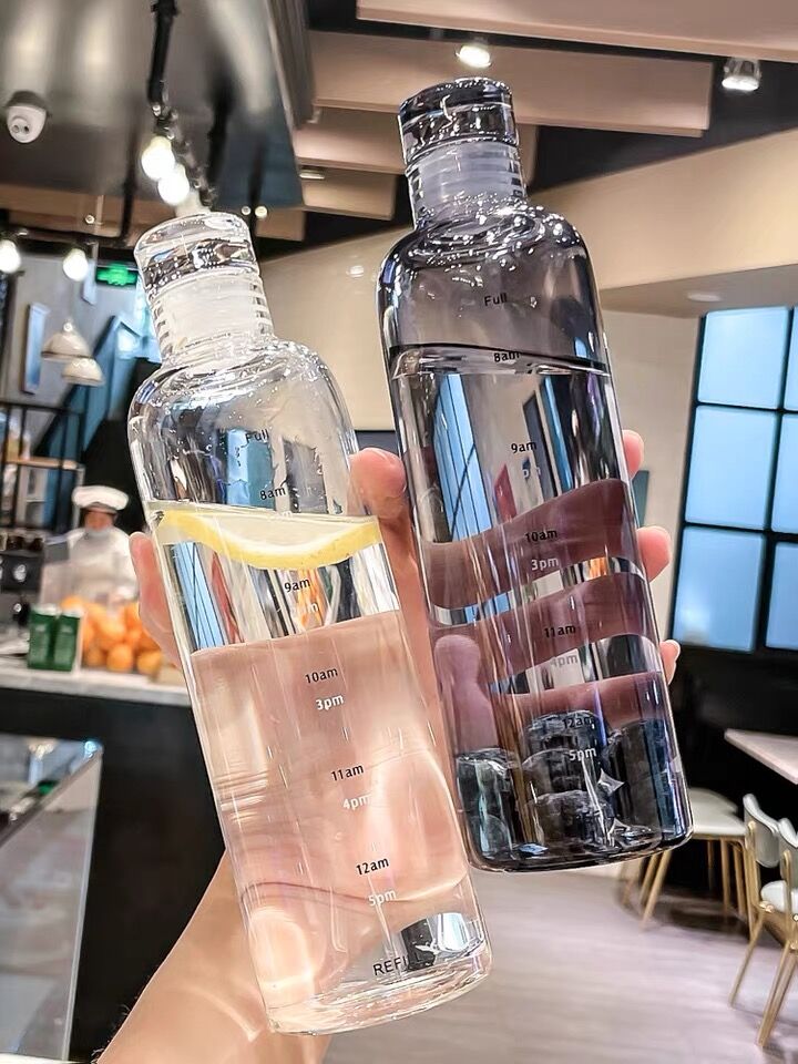 Plastic Water Bottle With Time Marker Leakproof Drink Bottle Drop-Resistant Sport Water Bottles