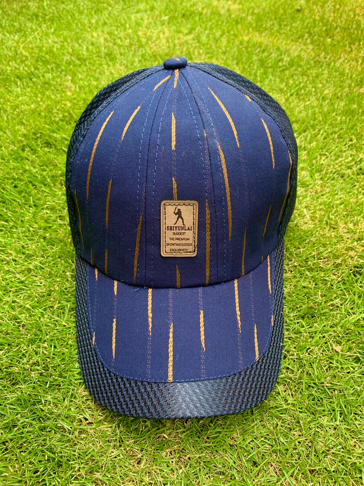 HATS&CAPS NEW TRENDY STYLISH CAPS