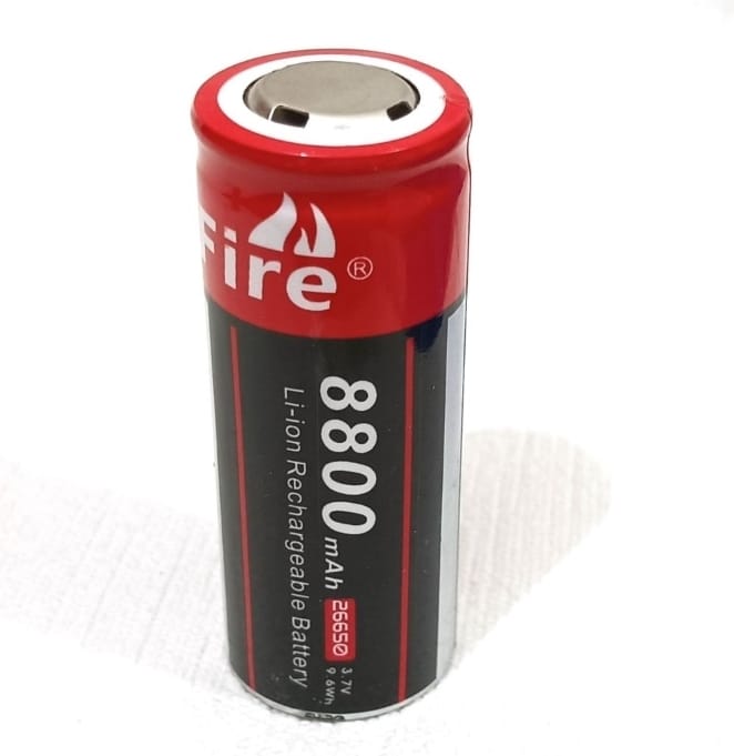 Rechargeable 8800 mAh Cell 26650 Model Battery for Torch and Electronic Devices