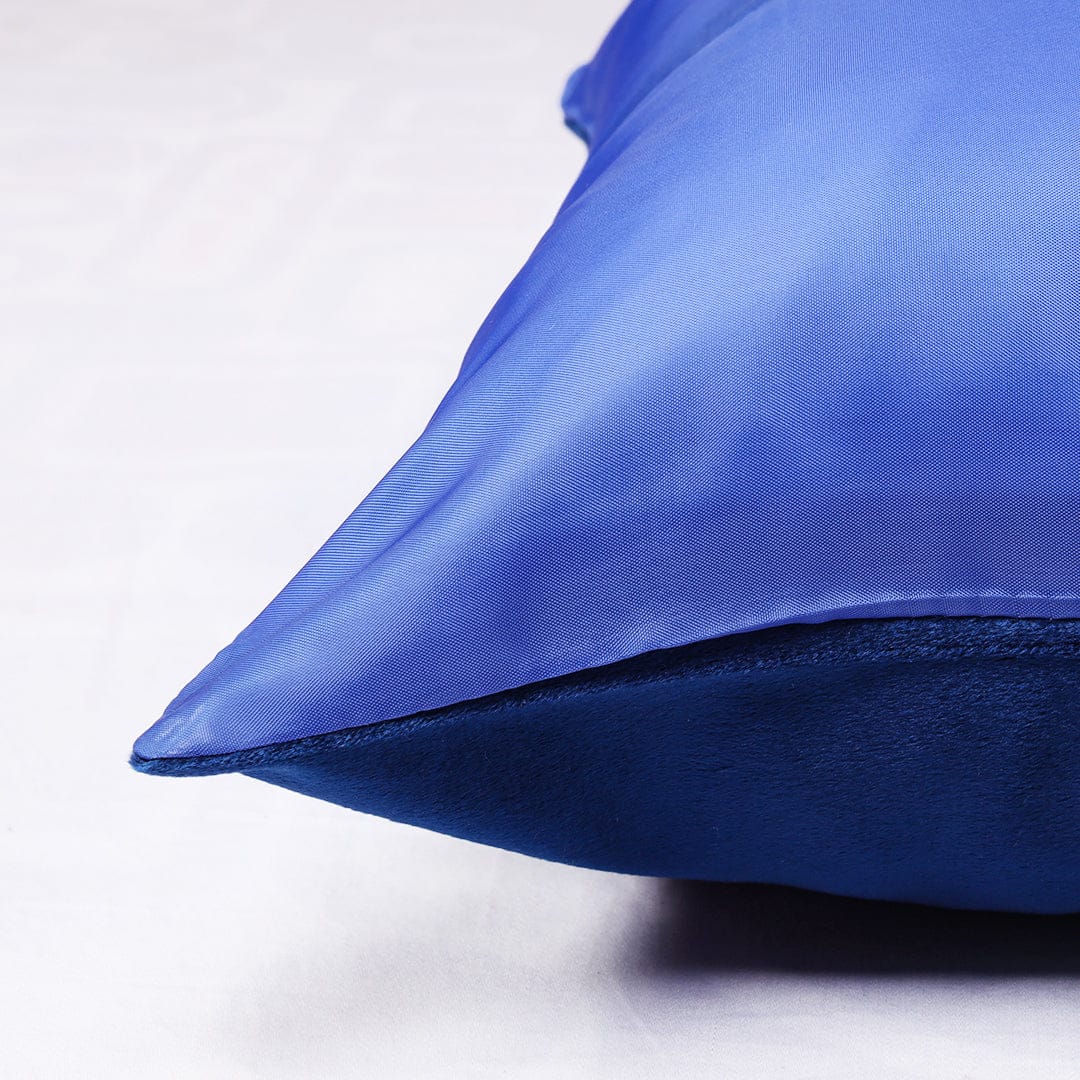 Luxury Motive Laser Velvet Cushion Cover
