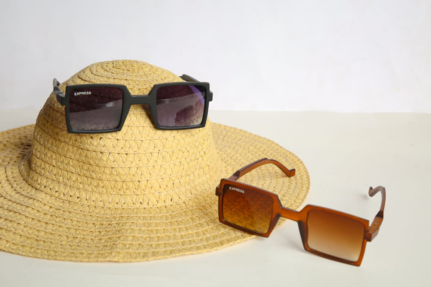 Square Retro Sunglasses Women Vintage Summer Sun Glasses for Men & Women| New Arrival
