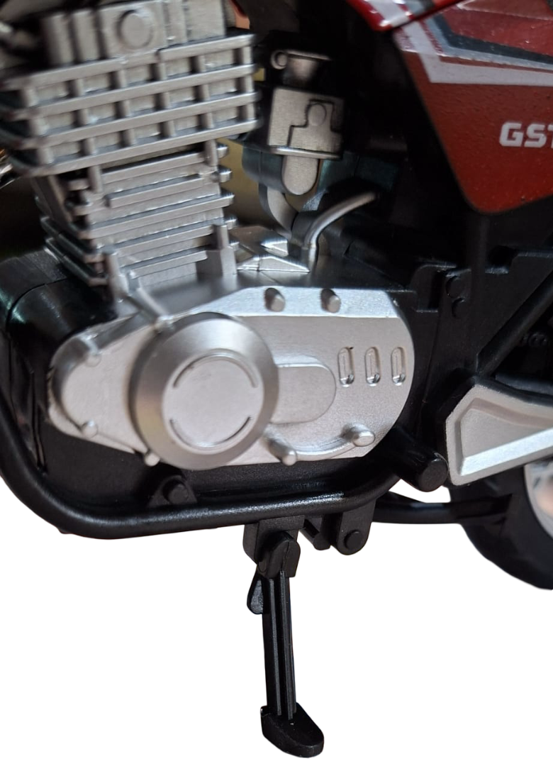 Suzuki GS 125 Alloy Retro Motorcycle Model Diecast Toy With Light and Sound 1:18 Scale For Boys & Collectors