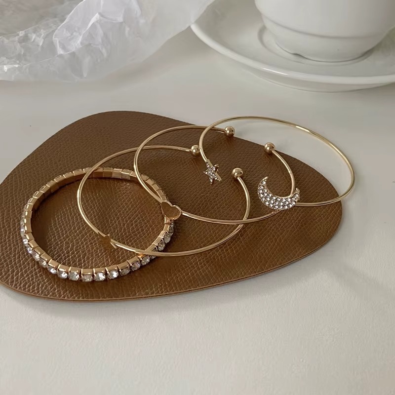 Adjustable Golden Chain Bracelet