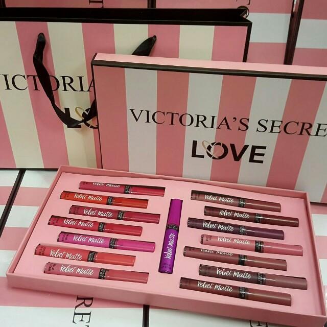 victoria secret love lipstick set price