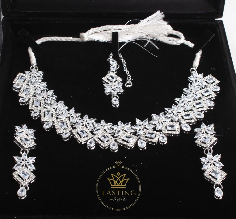 Silver Crystal Bridal Jewelry Set – Necklace, Earrings & Maang Tikka Set for Women – Wedding & Party Trending Fashion Jewelry – LL-JWL-106 | Lasting Luster