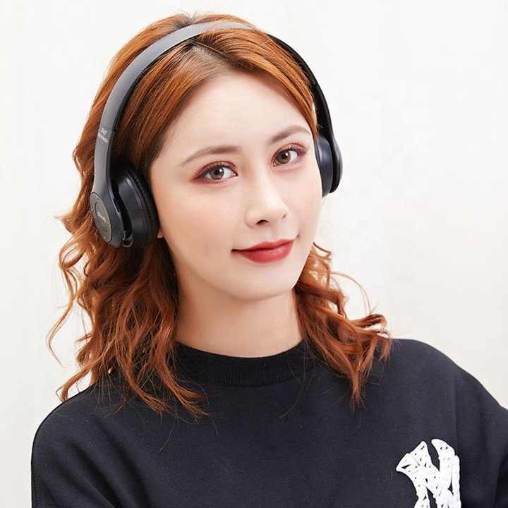 P47 Wireless Bluetooth Stereo Foldable Headphones Built-In Mic Compatible with Android & PC