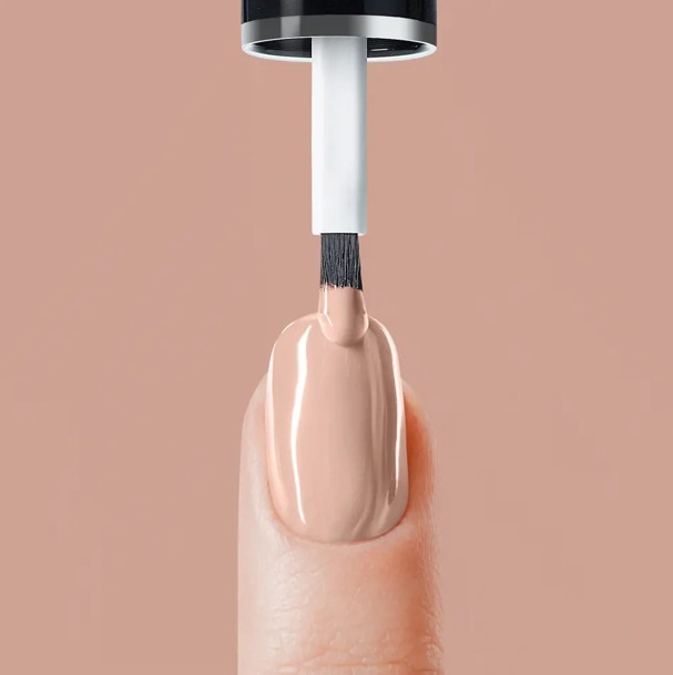 OnColour Nail Polish with Shiny colour coverage technology
