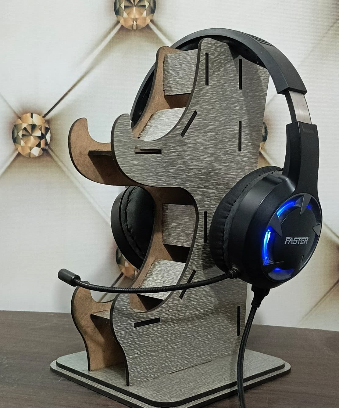 Game Controller Stand  with Headphone Holder / Wooden GamePad Holder with Headphone Stand