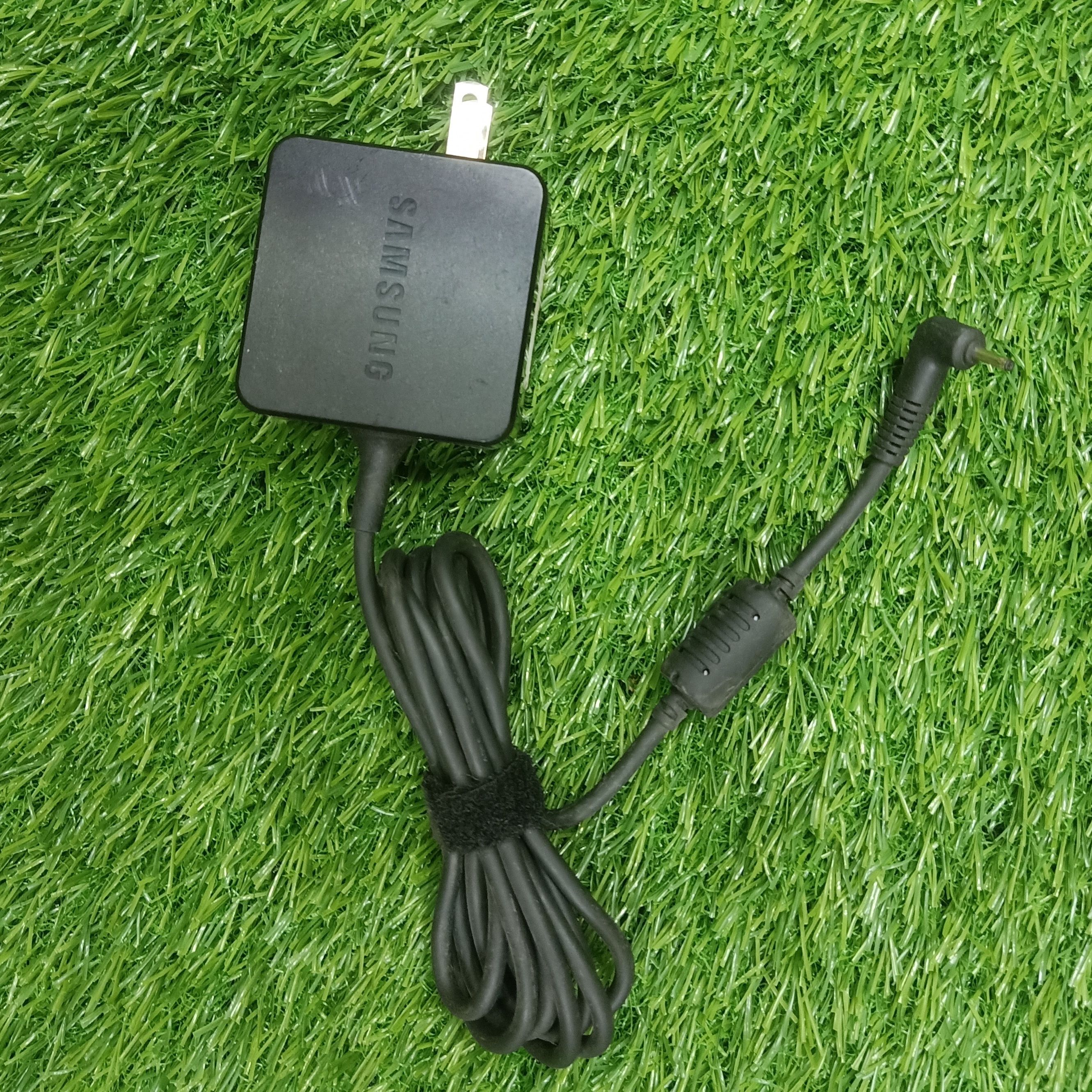 Samsung 25W Power Adapter 12V 2.1A 5.5mm x 3.0mm DC Pin Compatible with Samsung LED Monitor LCD TV