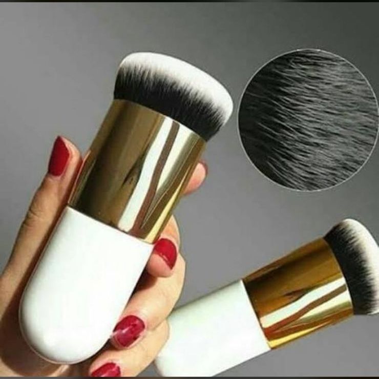 New Professional Best Quality Cosmetic Chubby Foundation Brush Flat Cream Cosmetic Brushes Sets