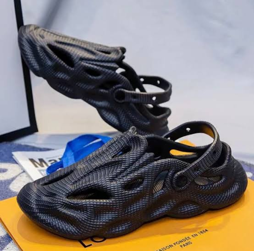 Dragon Clogs For Mens Hot Selling Crocks Fashion EVA Sandals