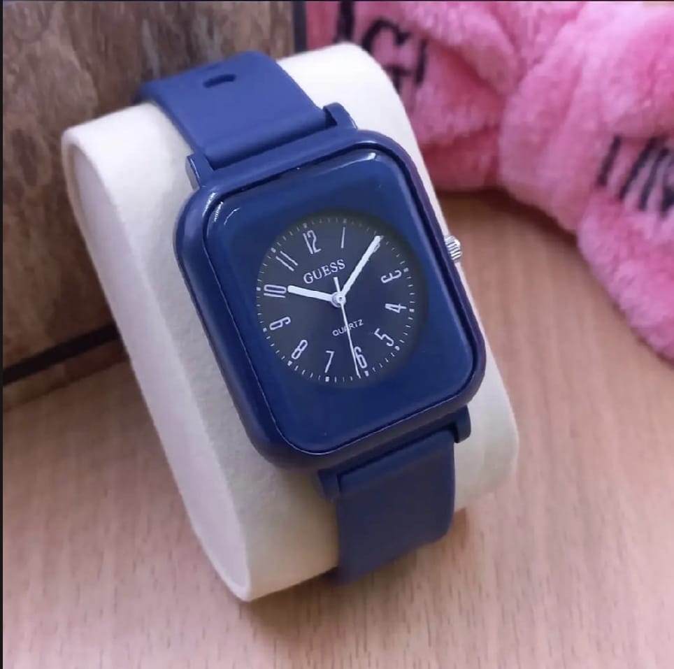Korean vs Japanese Fashion Watch High Quality Silicon Strap Watch for Girls Women Sports Watch for Woman Aesthetic Watch Square Case Round Dial Watch For Ladies Girls & Women