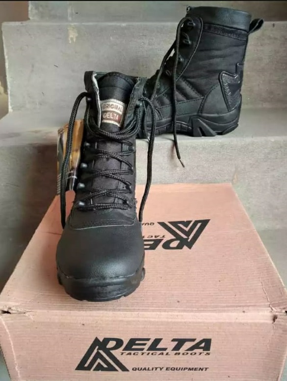 Black Artificial Leather Boots for Men