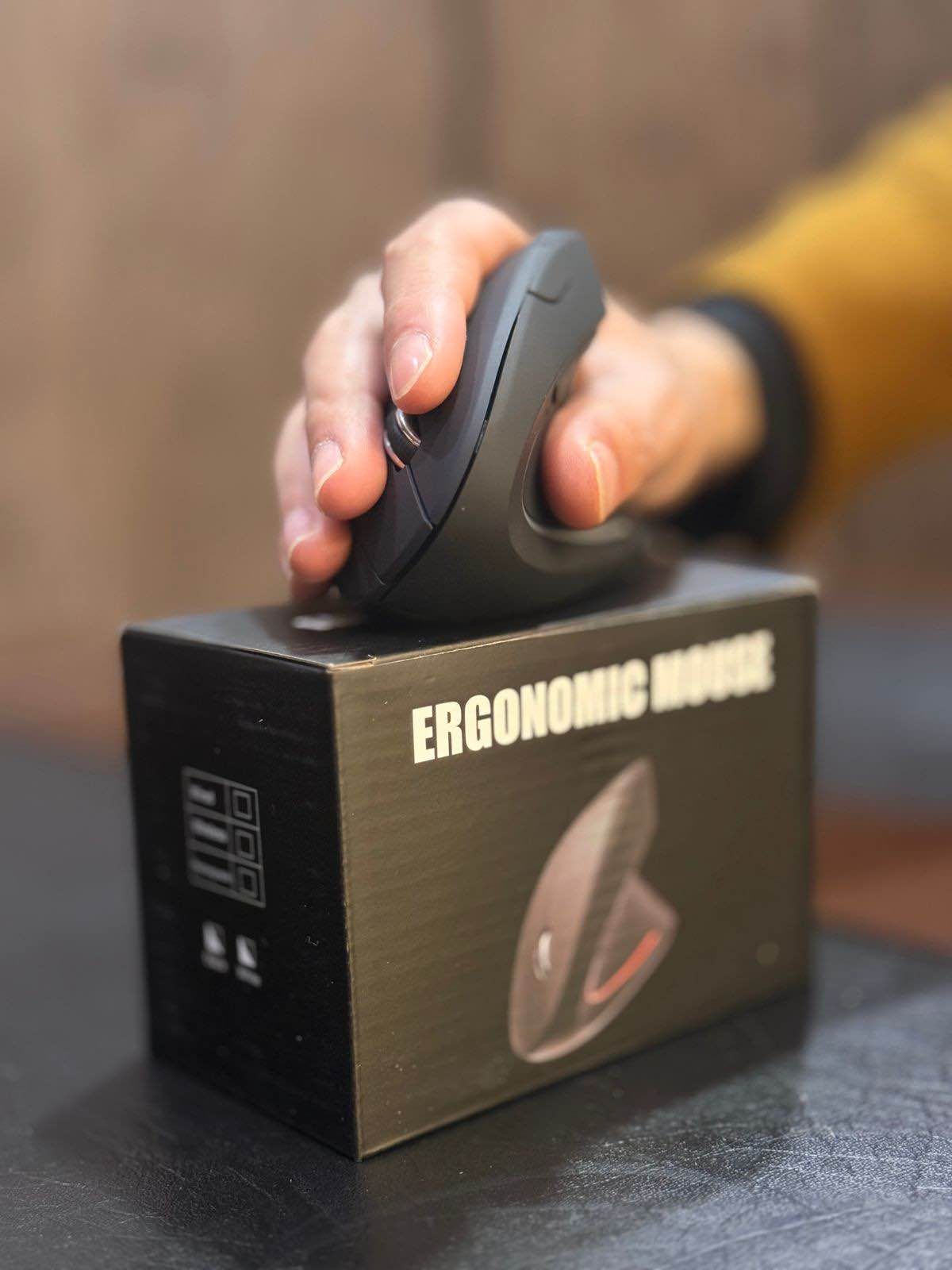 Wireless Ergonomic Vertical Mouse USB  Silent Computer Mouse for Laptop & PC